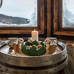 Hobbita Z Jaskinia - Osada Jaworzyny *